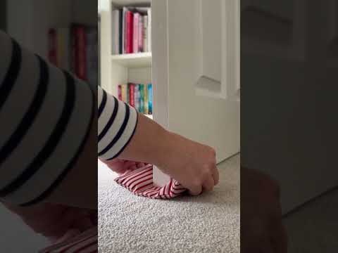 Soft Door Wedge (Red Stripe)