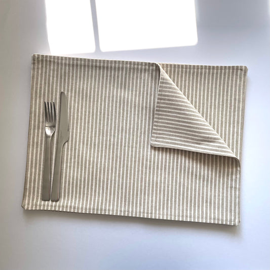 White Stripe Placemats (6 Pk)