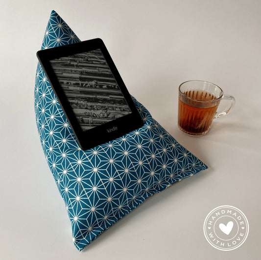 Green Stars Tablet Cushion Stand 