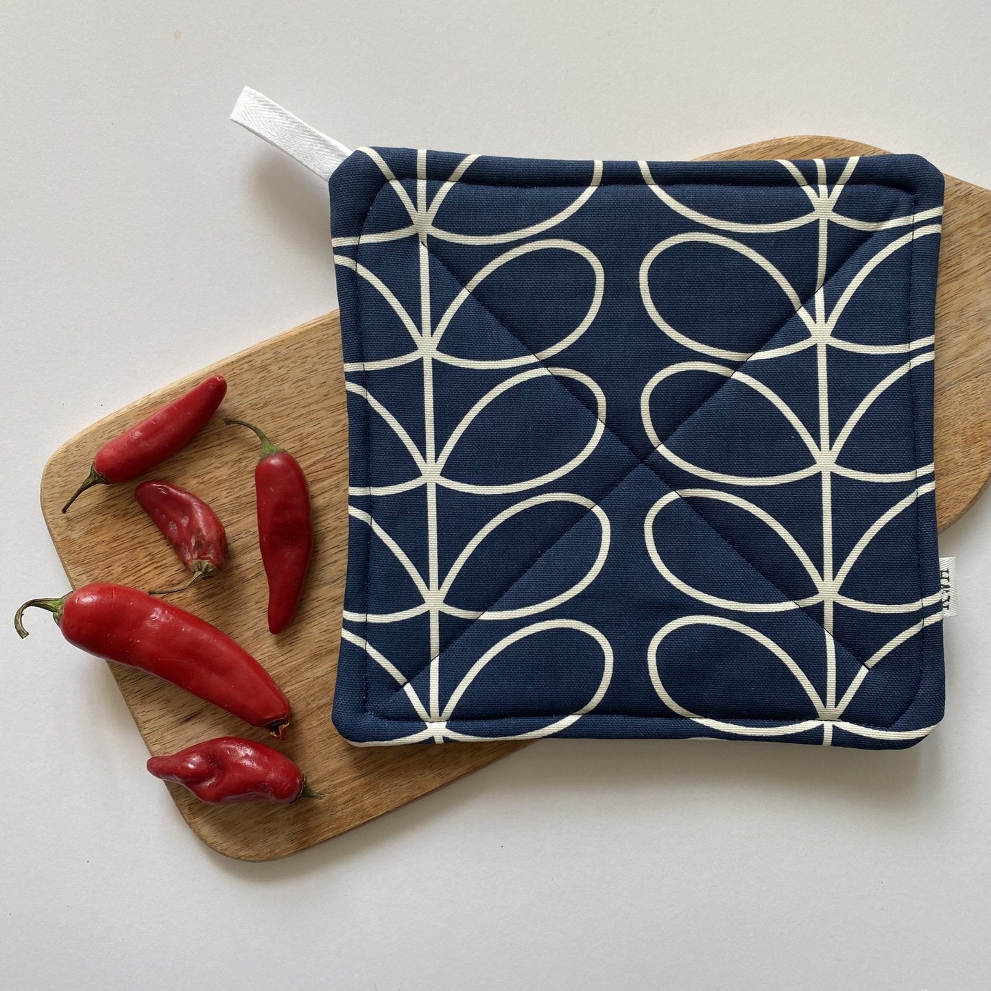 Grey Abstract Pot Holder - katywebsterhomeware