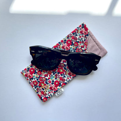 Floral Glasses Case + Keyring Set