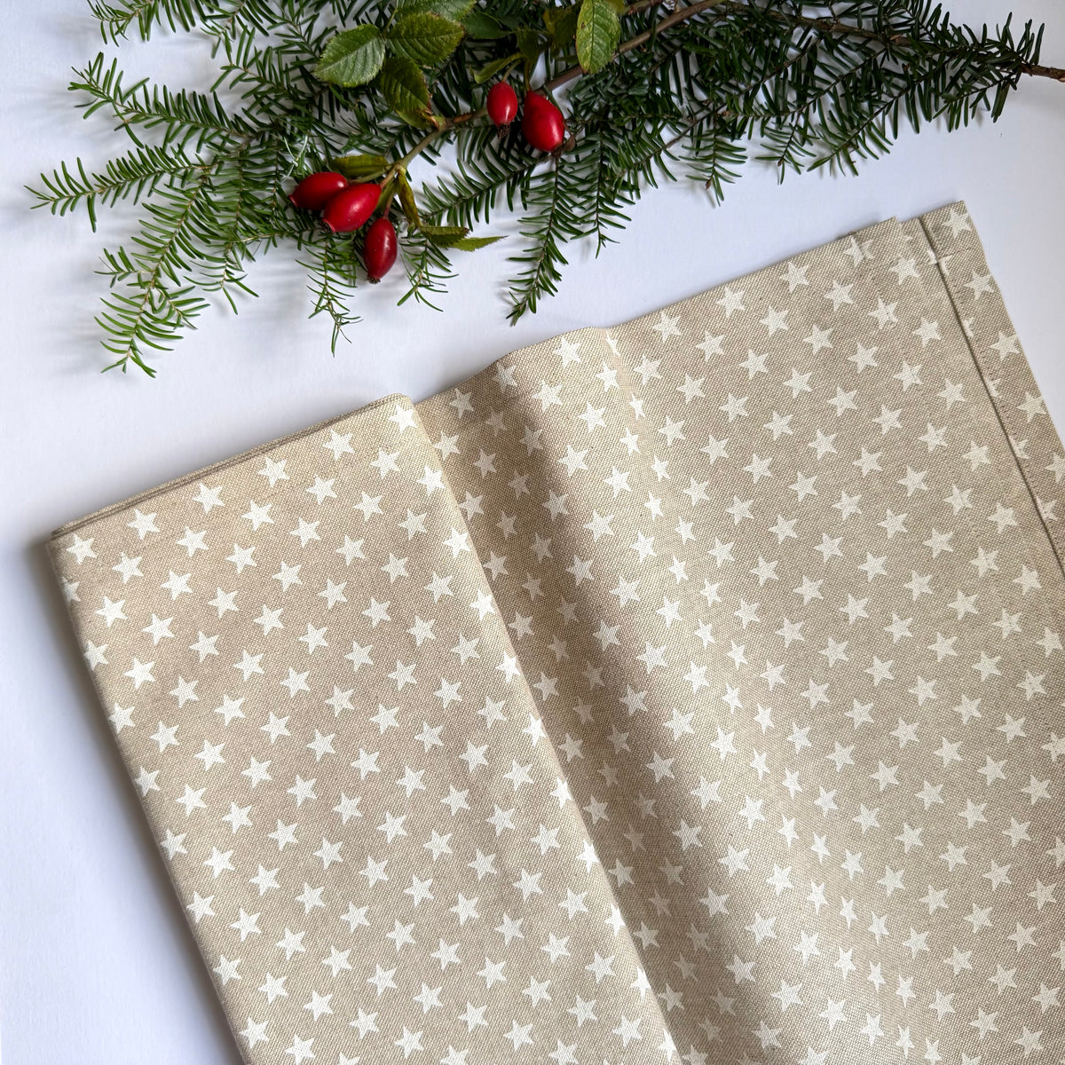 White Star Christmas Table Runner