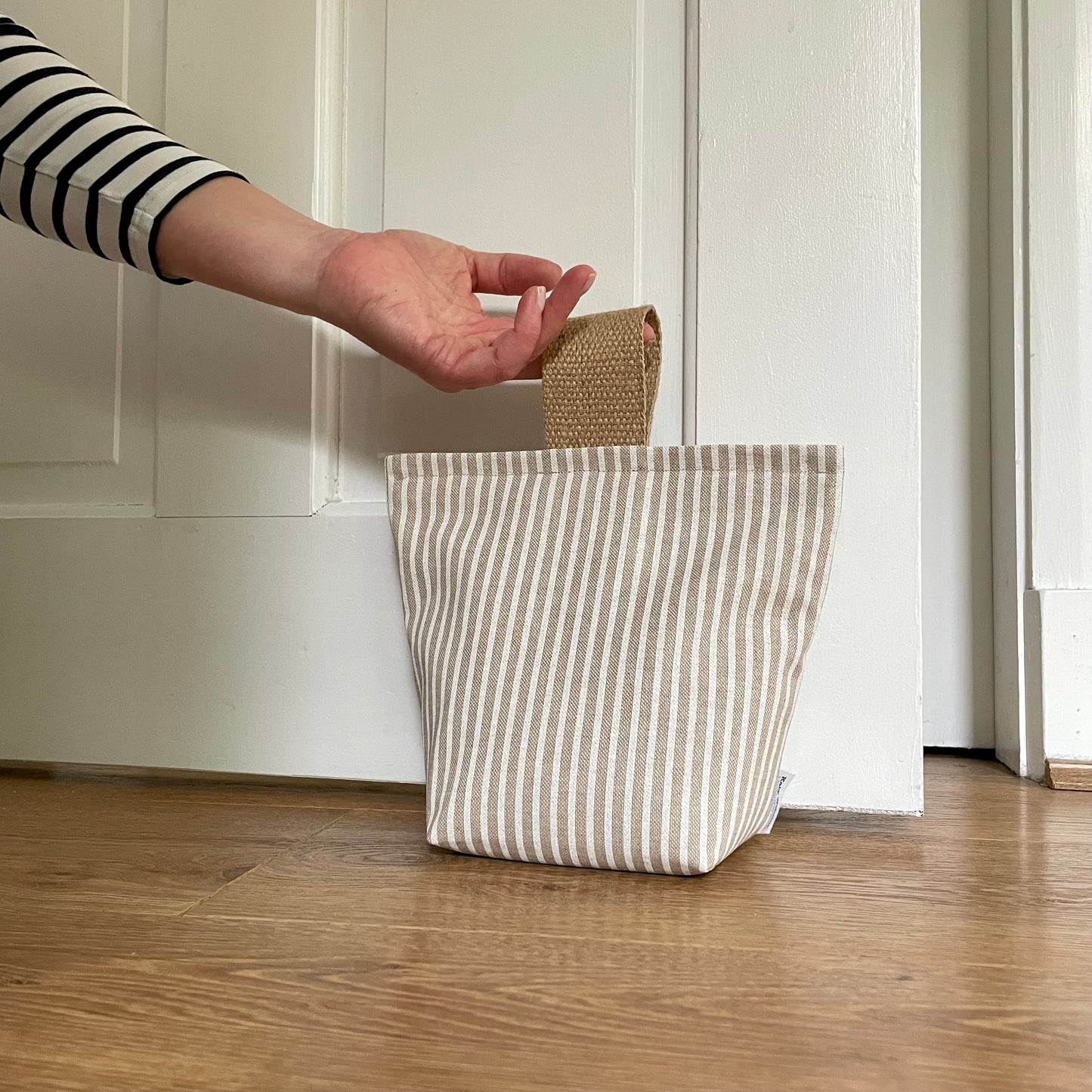 White Stripe Heavy Door Stop 2 KG